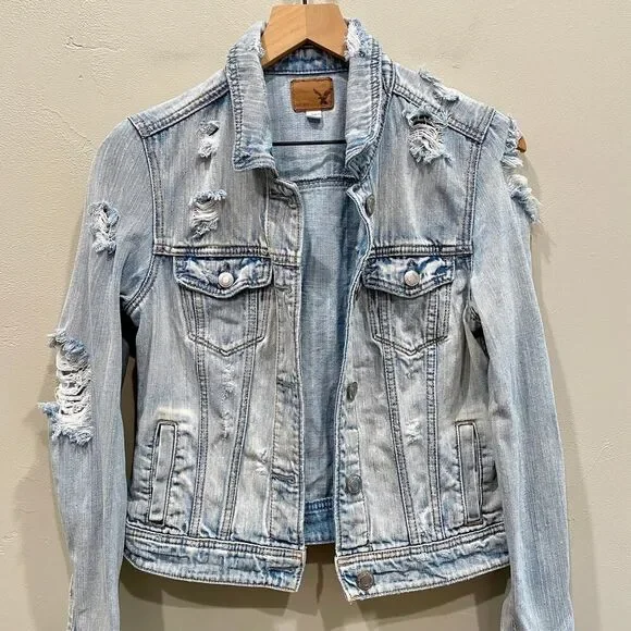 American Eagle Destroyed Denim Jean Jacket - Size: Small - Picture 7 of 9